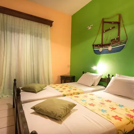 Two Brothers & Apts Apart Otel 4*