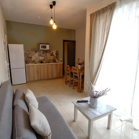 Two Brothers & Apts 4* Καλαμάκι