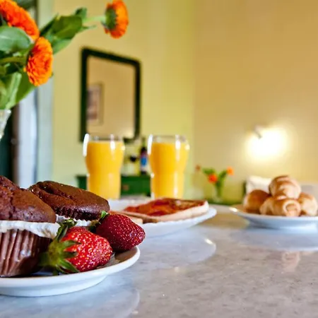 Ξενοδοχείο με διαμερίσματα Two Brothers & Apts Καλαμάκι