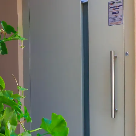 Two Brothers & Apts Ξενοδοχείο με διαμερίσματα