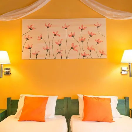 Ξενοδοχείο με διαμερίσματα Two Brothers & Apts