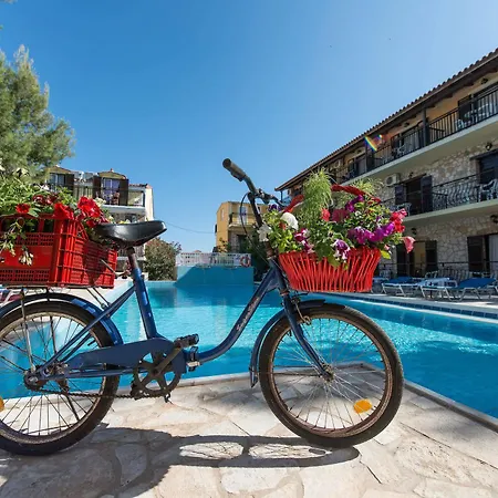 Two Brothers & Apts 4* Καλαμάκι