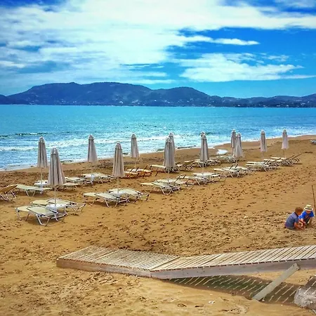 Two Brothers & Apts 4*