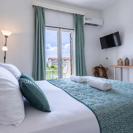 Two Brothers & Apts 4* Kalamákion