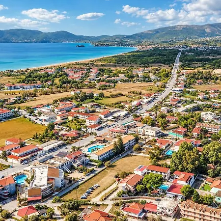 Two Brothers & Apts Kalamákion