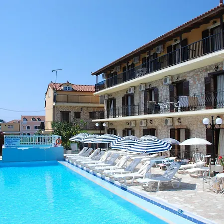 Two Brothers & Apts Apartmanhotel