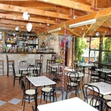 Two Brothers & Apts 4* Kalamáki