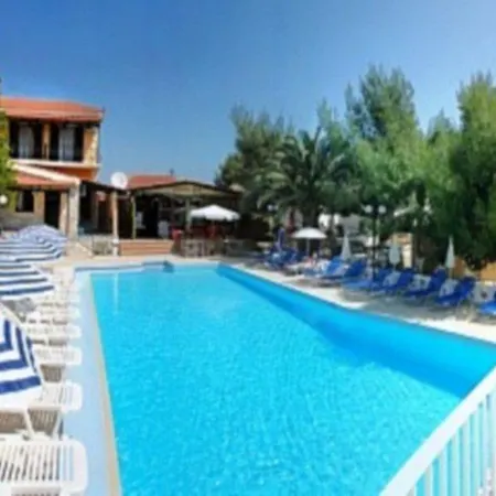 Two Brothers & Apts Apartmanhotel Kalamáki