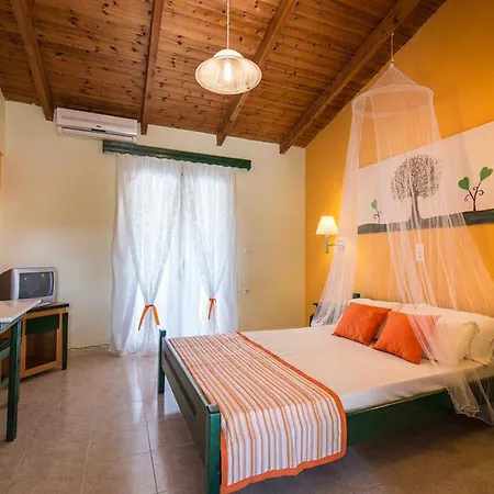 Two Brothers & Apts Apartmanhotel