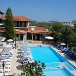 Hotel de apartamente Two Brothers & Apts 4*