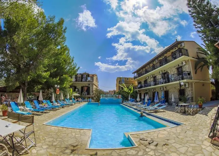 Ξενοδοχείο με διαμερίσματα Two Brothers & Apts