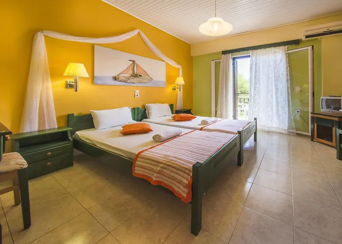 Two Brothers & Apts 4*