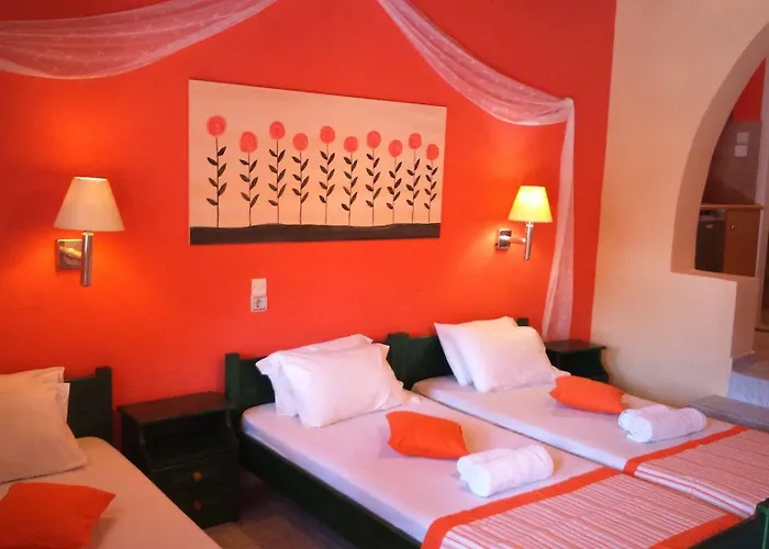 Two Brothers & Apts Ξενοδοχείο με διαμερίσματα 4*